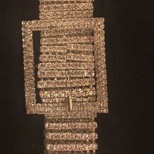 NWOT Rhinestone crystal belt. Perfect condition